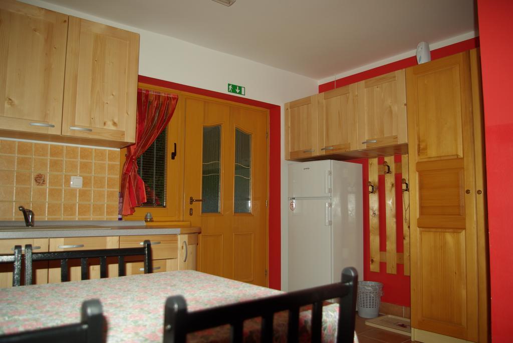 Apartment Beli Zajec Mozirje Bagian luar foto