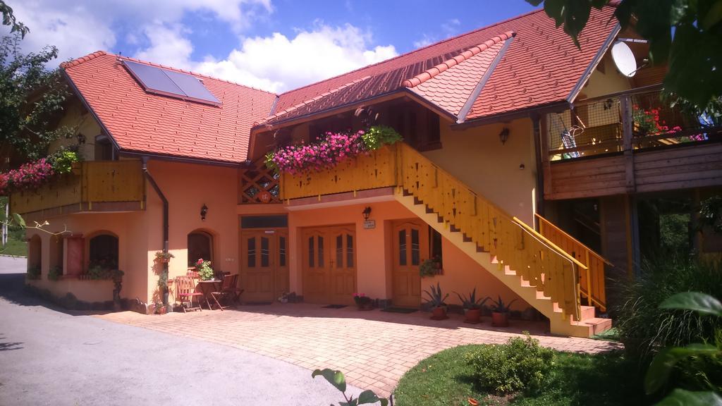 Apartment Beli Zajec Mozirje Bagian luar foto