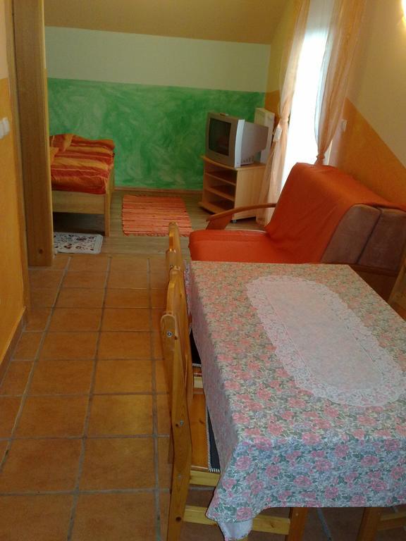 Apartment Beli Zajec Mozirje Bagian luar foto